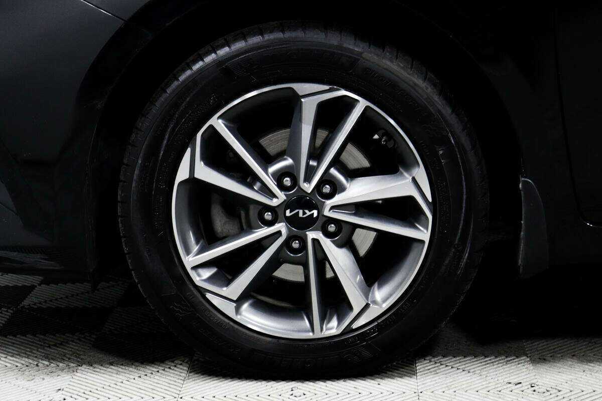 Купить Kia Cerato с пробегом. Фото: #13