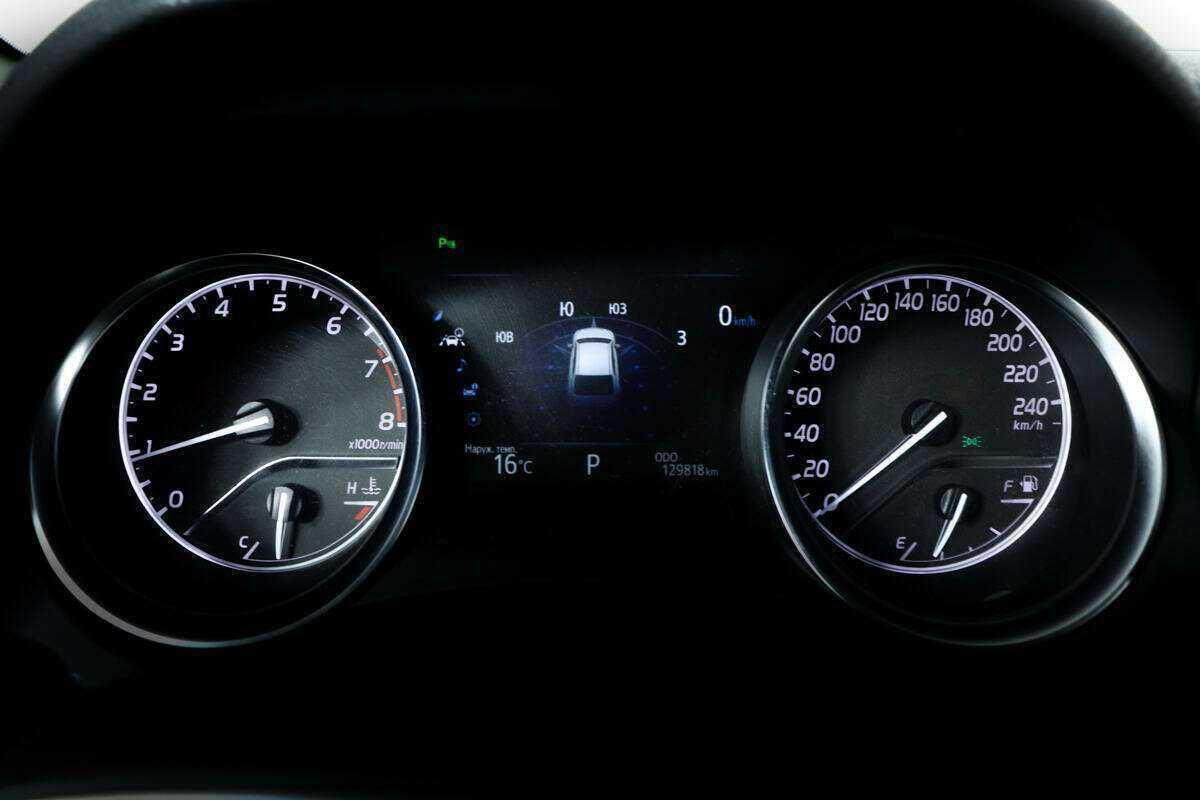 Купить Toyota Camry с пробегом. Фото: #9