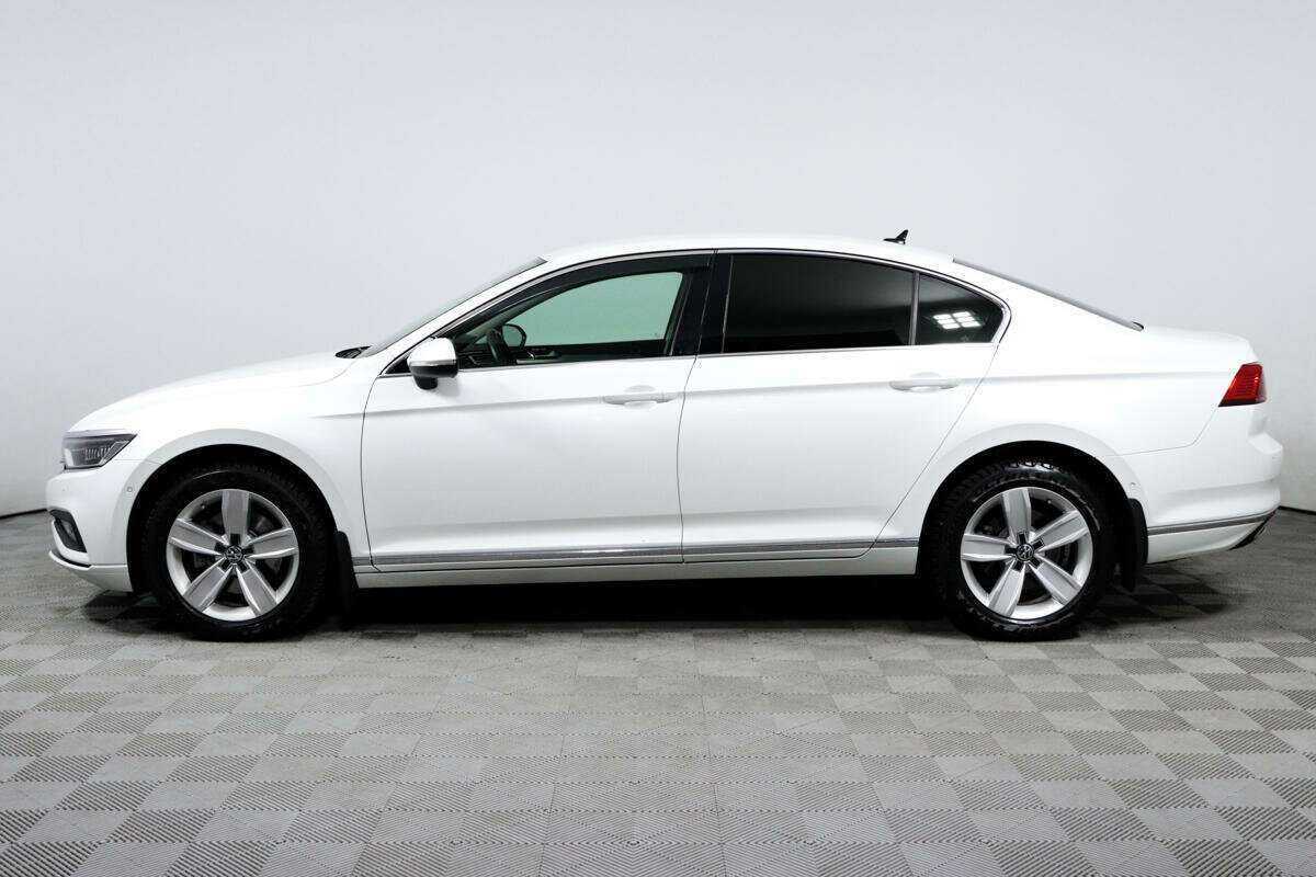Купить Volkswagen Passat с пробегом. Фото: #7
