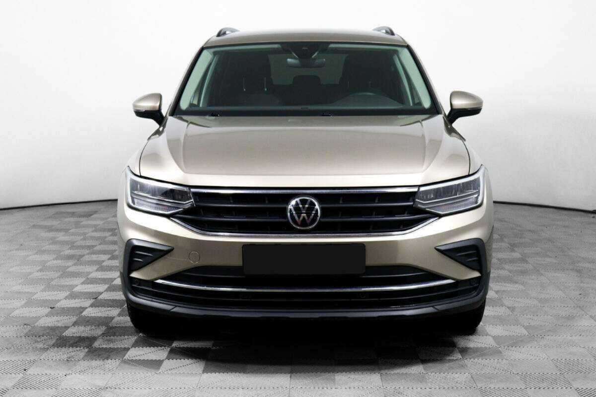 Купить Volkswagen Tiguan с пробегом. Фото: #1