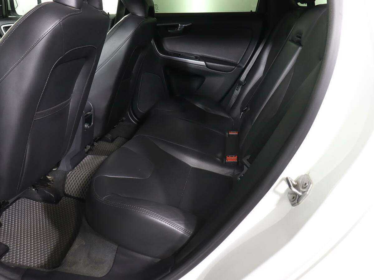 Купить Volvo XC60 с пробегом. Фото: #8