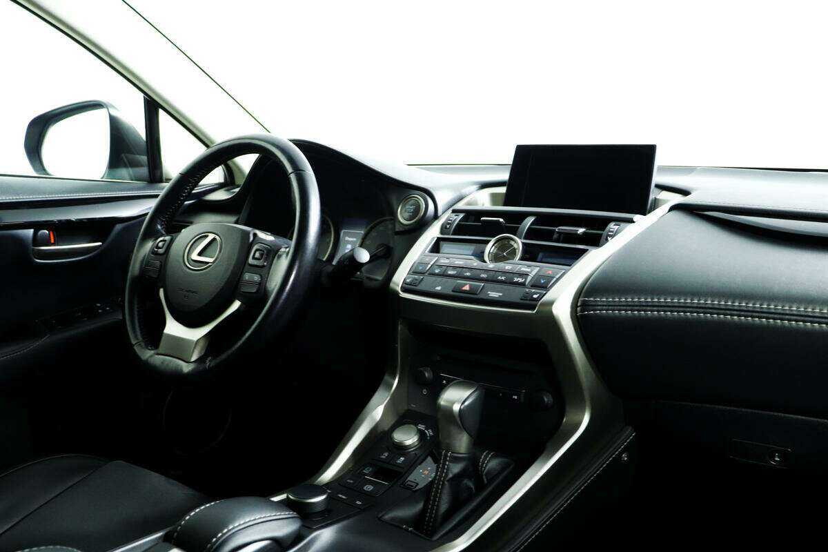 Купить Lexus NX с пробегом. Фото: #8