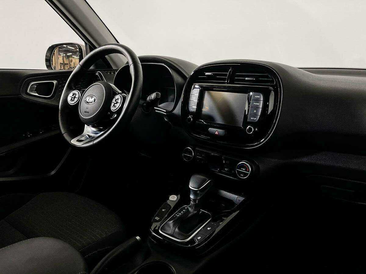 Купить Kia Soul с пробегом. Фото: #8
