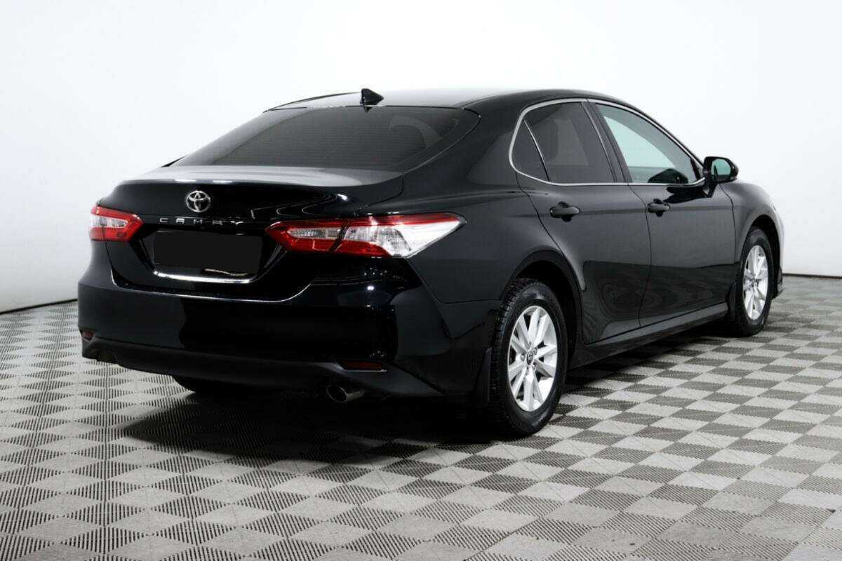 Купить Toyota Camry с пробегом. Фото: #3