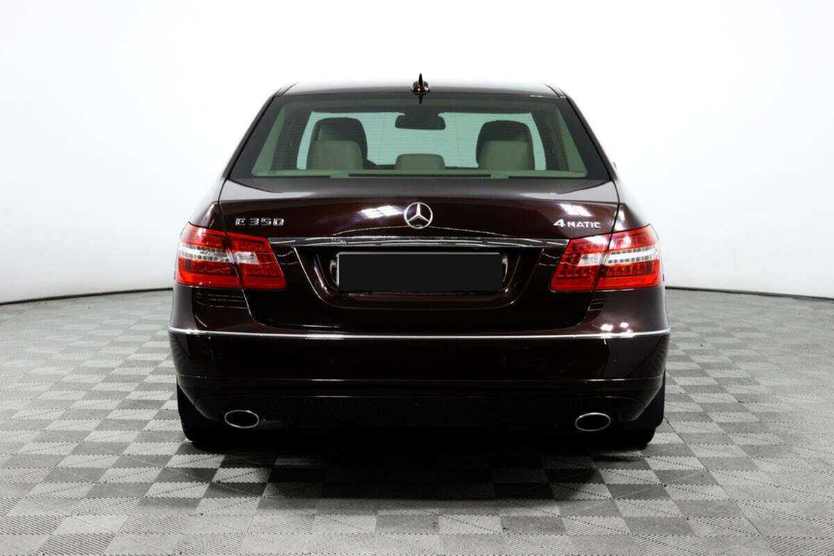 Купить Mercedes-Benz E-Класс с пробегом. Фото: #5