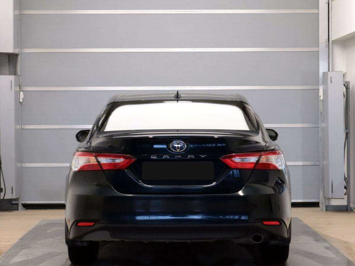 Купить Toyota Camry с пробегом. Фото: #4