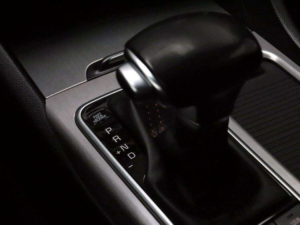 Купить Kia Optima с пробегом. Фото: #18