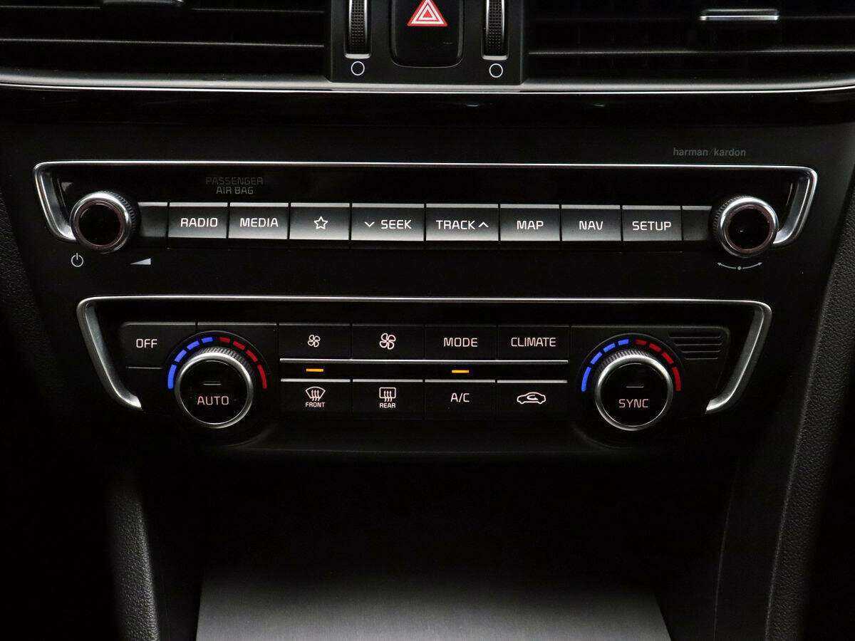 Купить Kia Optima с пробегом. Фото: #19