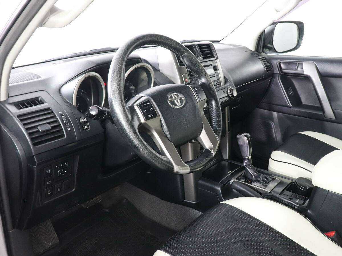 Купить Toyota Land Cruiser Prado с пробегом. Фото: #7