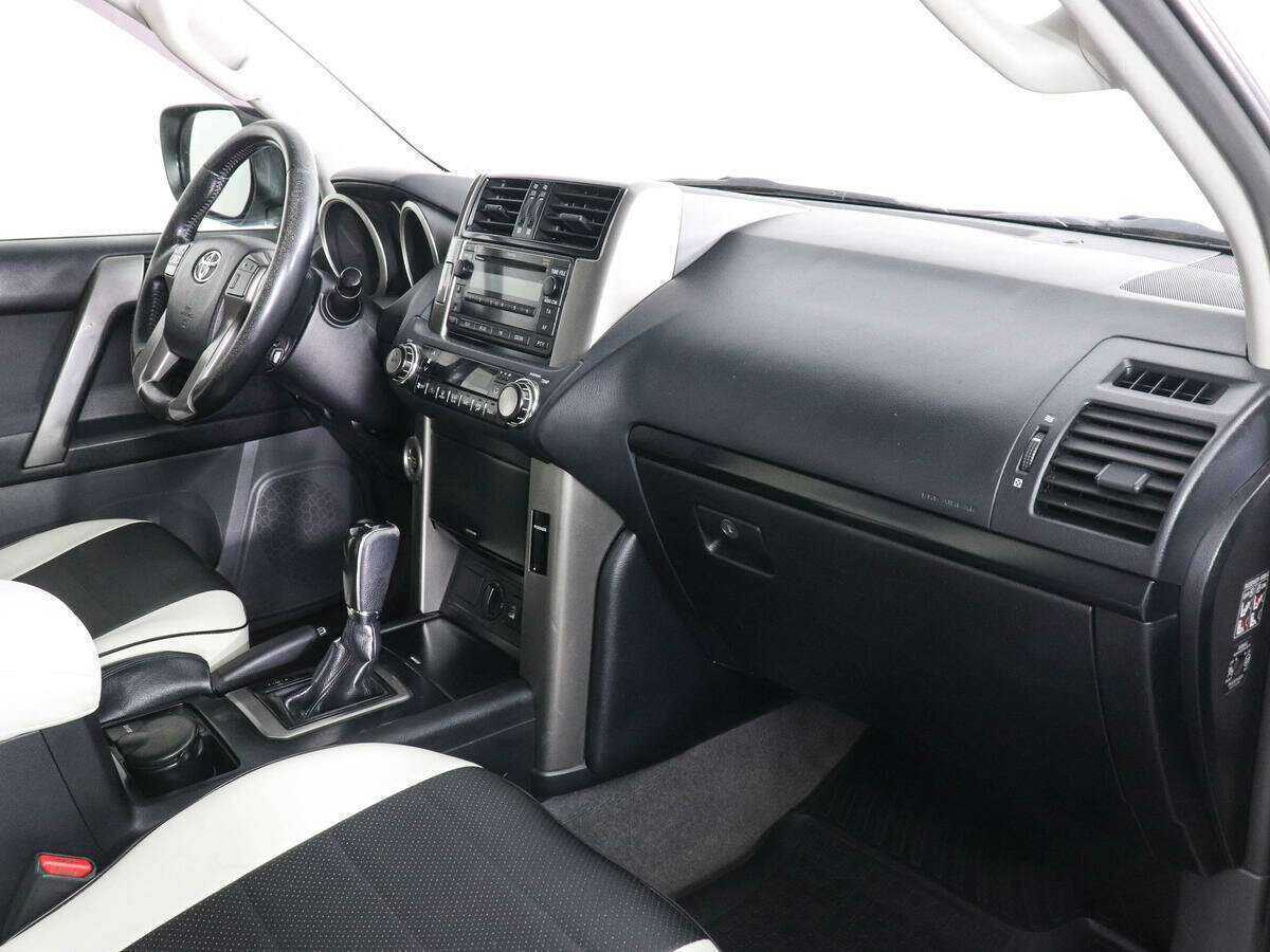 Купить Toyota Land Cruiser Prado с пробегом. Фото: #8