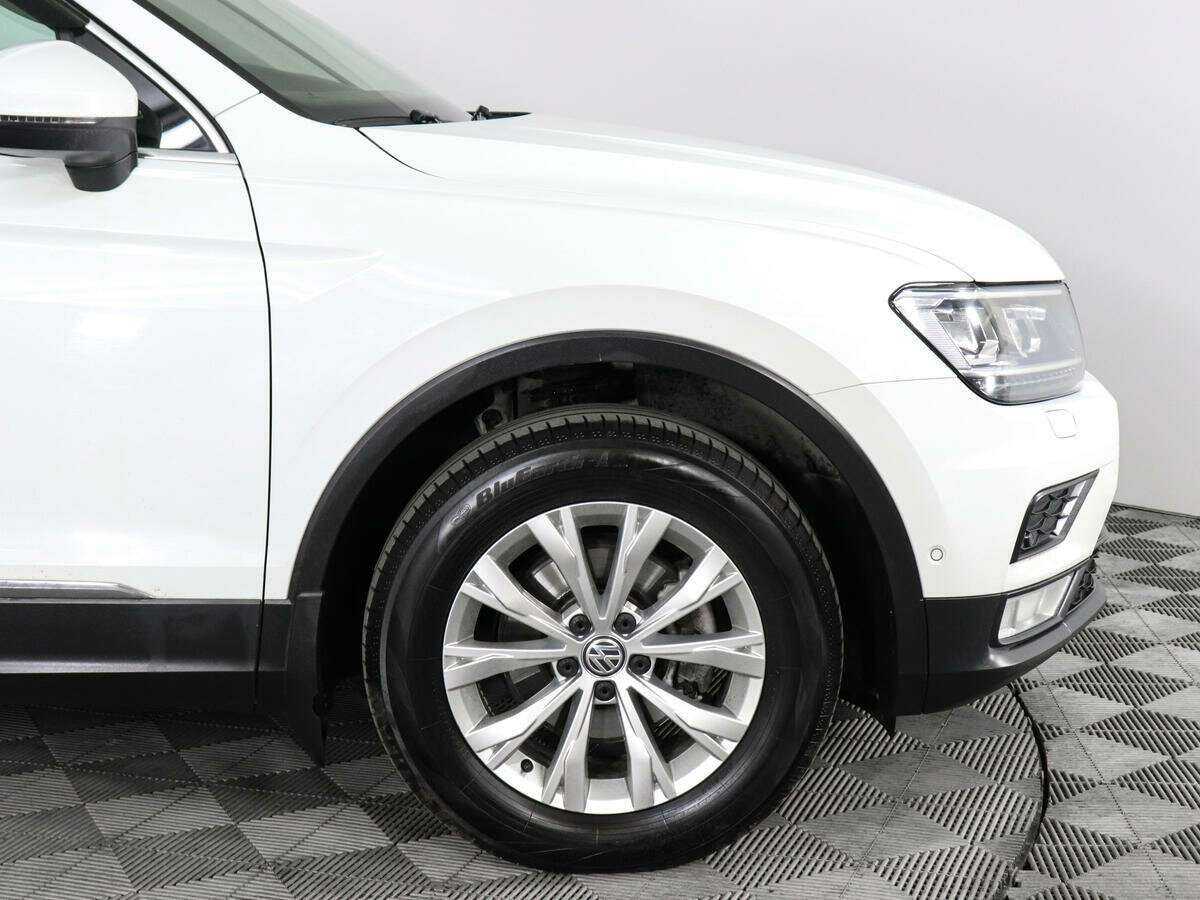 Купить Volkswagen Tiguan с пробегом. Фото: #11