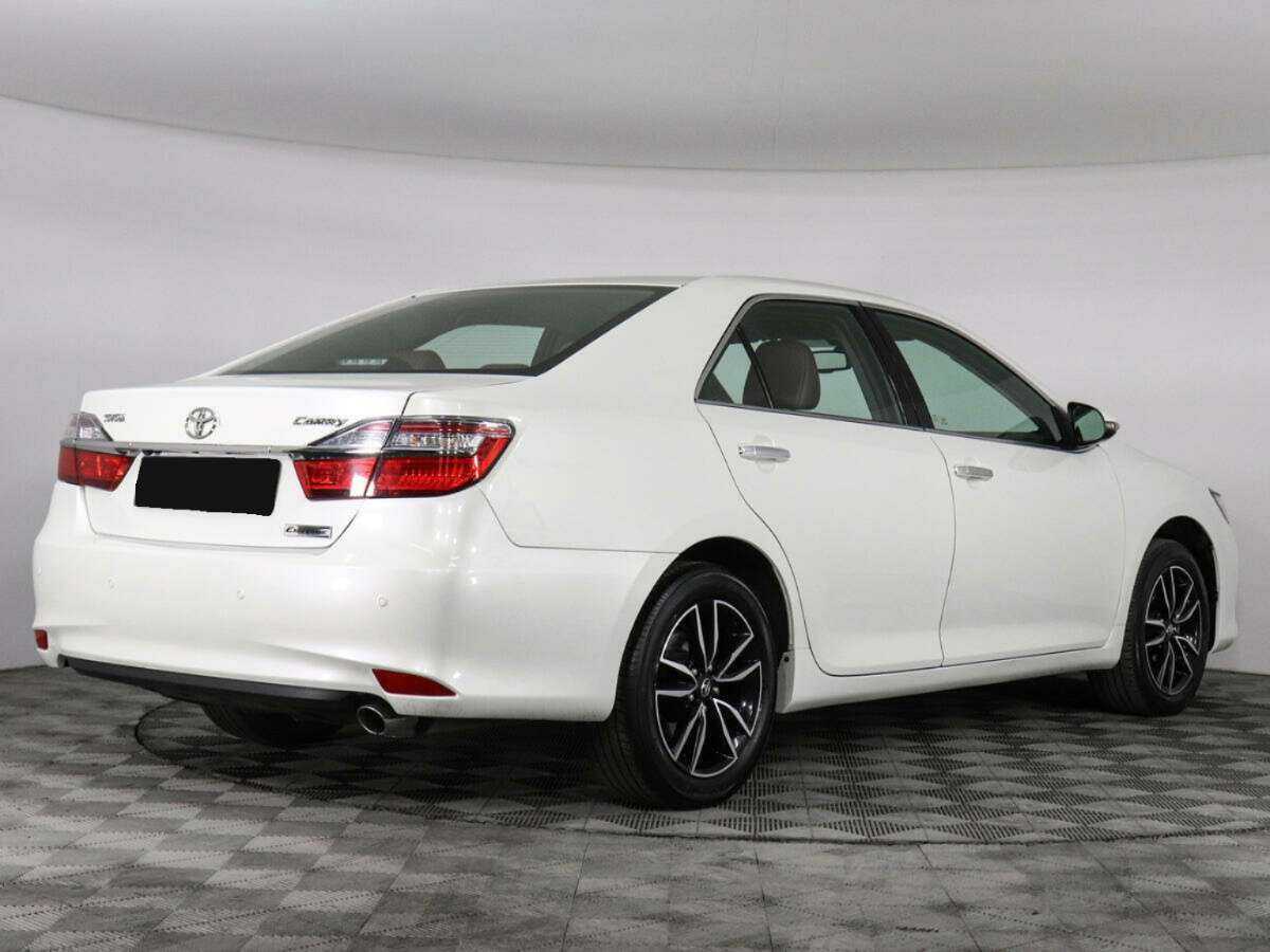 Купить Toyota Camry с пробегом. Фото: #4