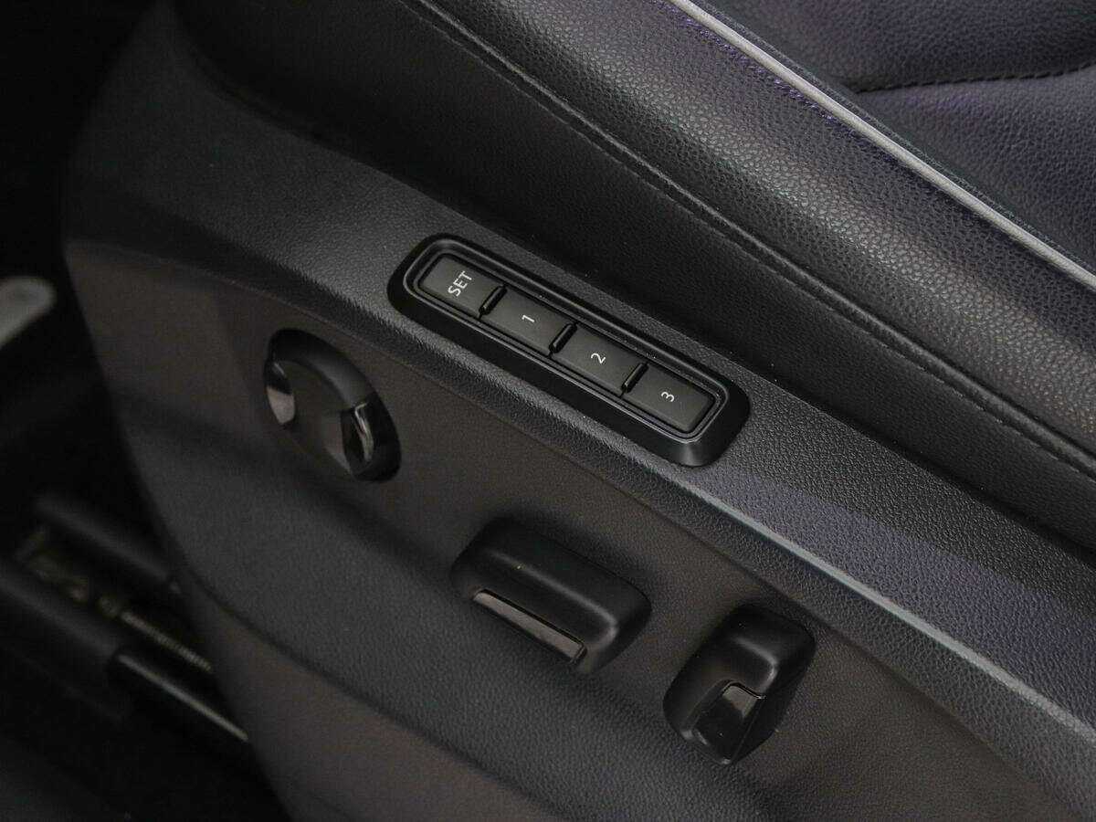 Купить Volkswagen Tiguan с пробегом. Фото: #12