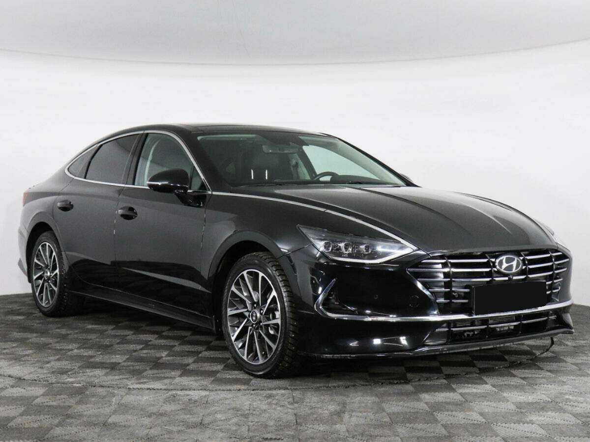 Купить Hyundai Sonata с пробегом. Фото: #2