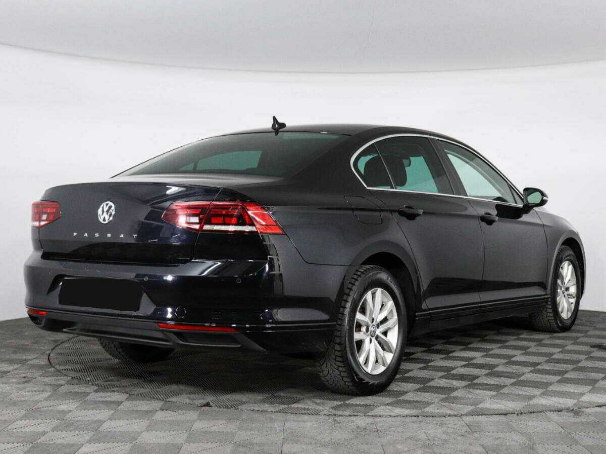 Купить Volkswagen Passat с пробегом. Фото: #4