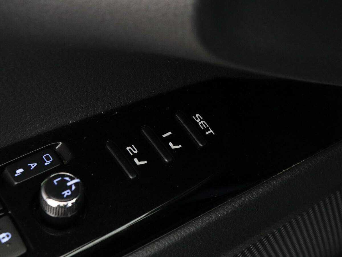 Купить Toyota Camry с пробегом. Фото: #13