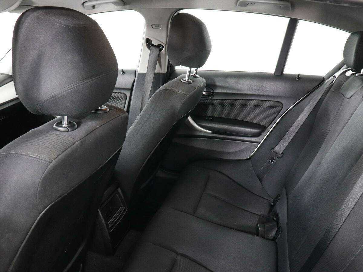 Купить BMW 1 серии с пробегом. Фото: #10