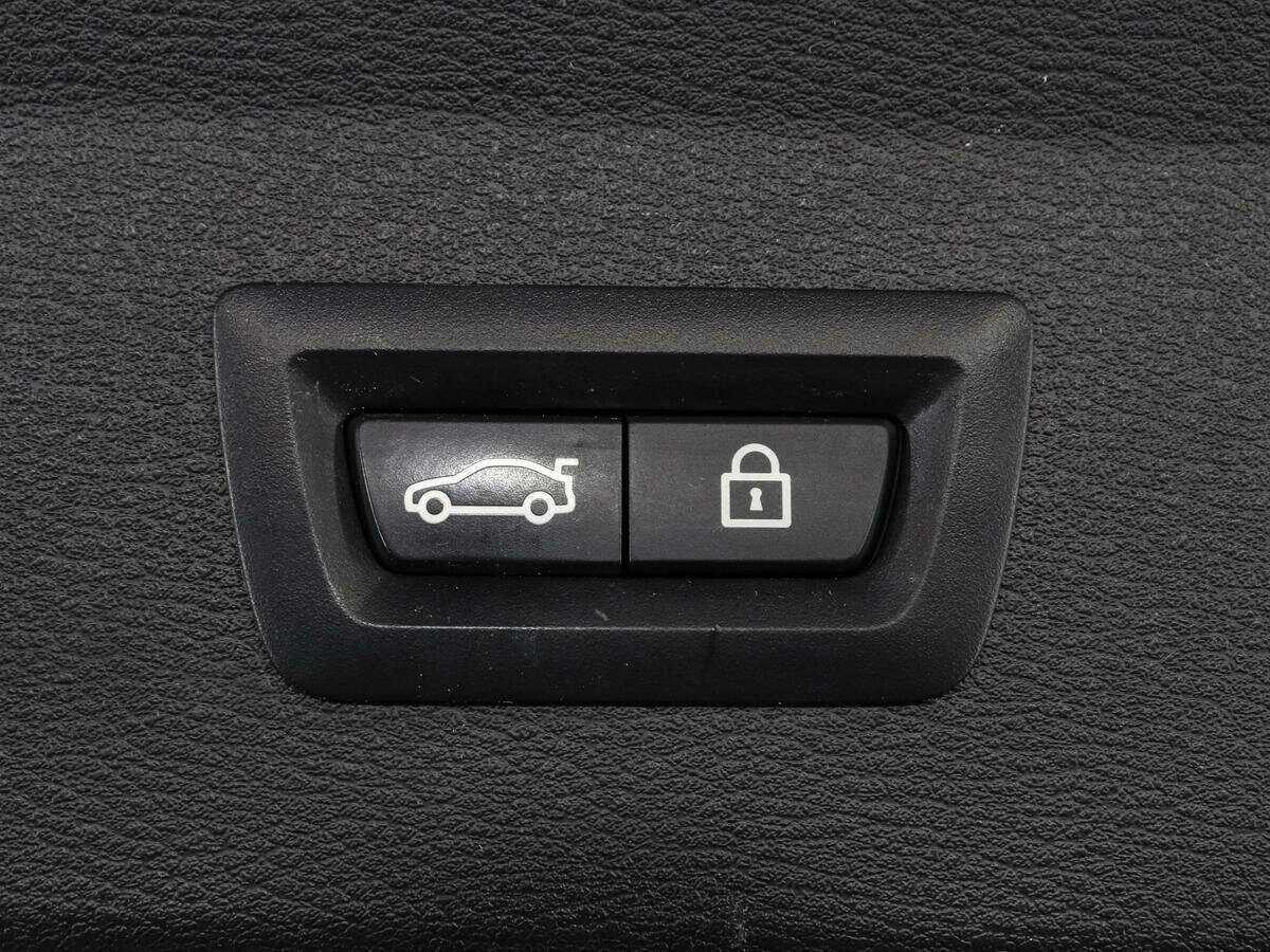 Купить BMW X1 с пробегом. Фото: #11