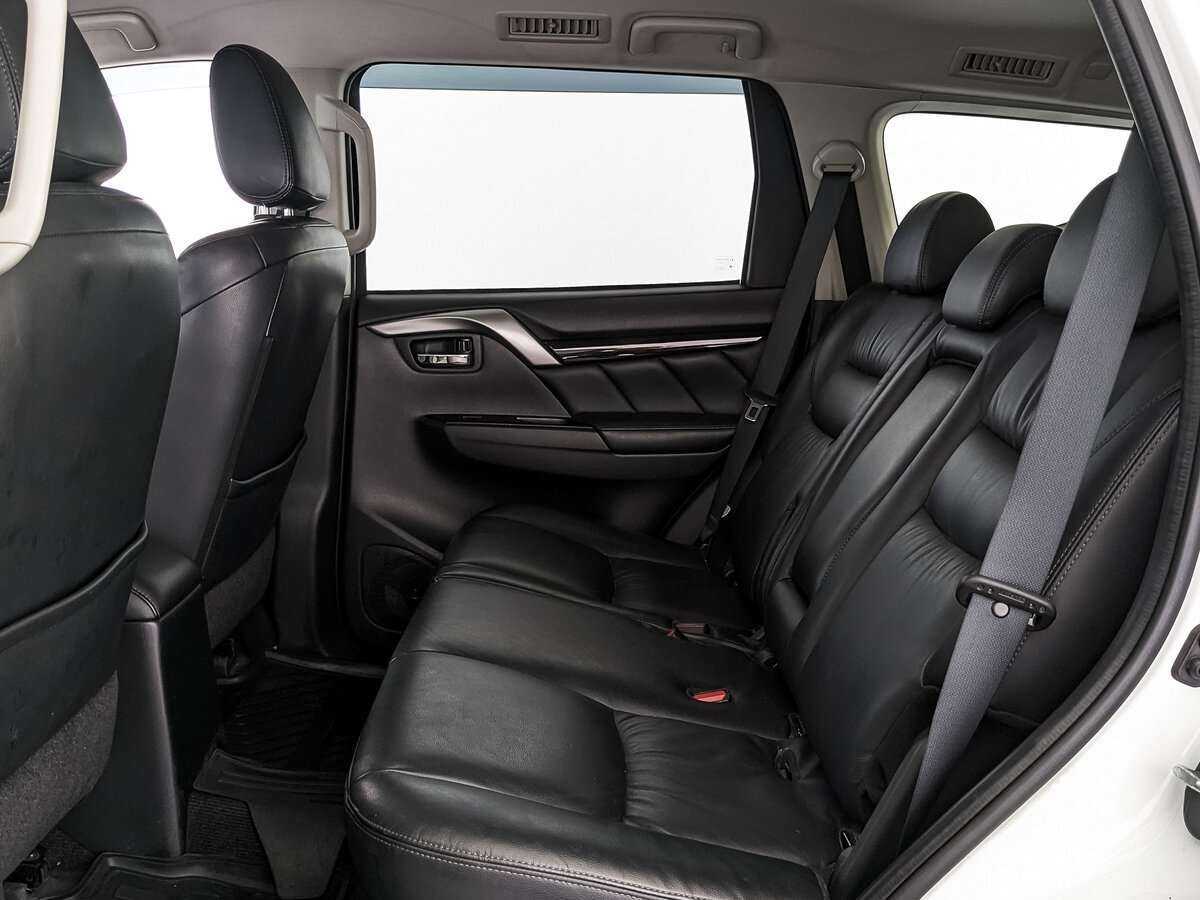 Купить Mitsubishi Pajero Sport с пробегом. Фото: #13