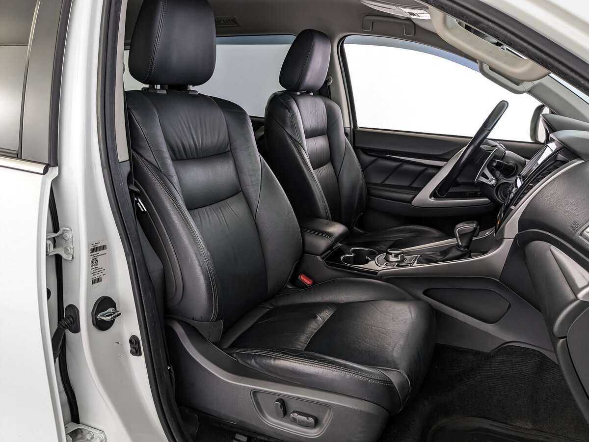 Купить Mitsubishi Pajero Sport с пробегом. Фото: #19