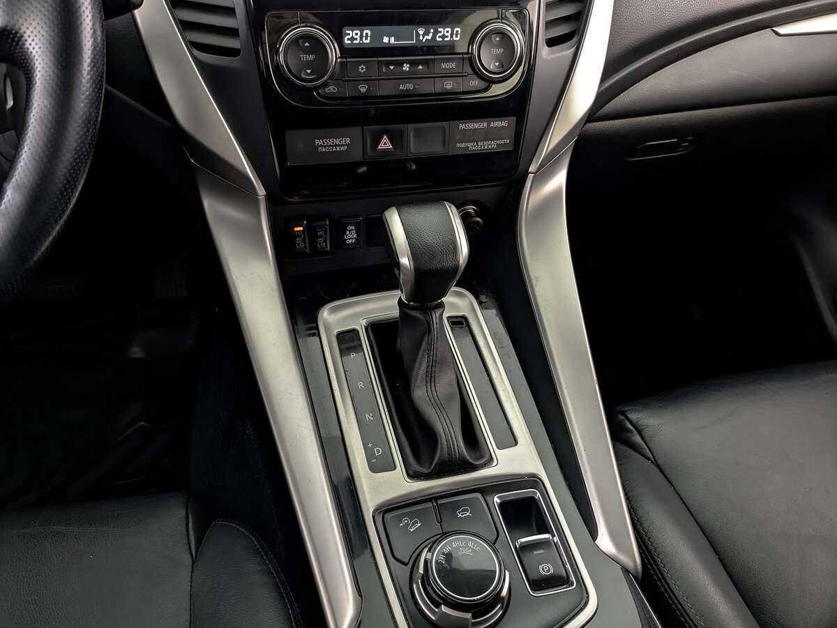Купить Mitsubishi Pajero Sport с пробегом. Фото: #22