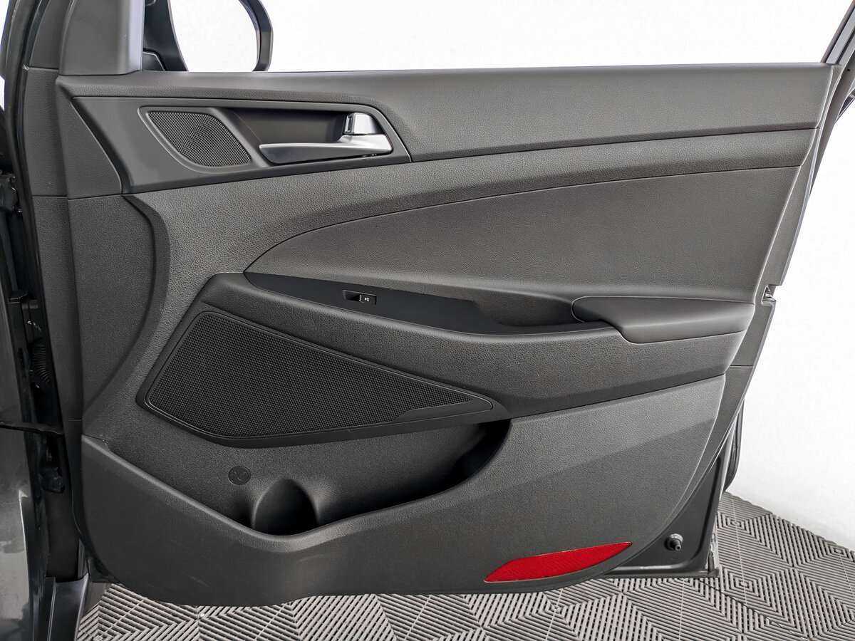 Купить Hyundai Tucson с пробегом. Фото: #19