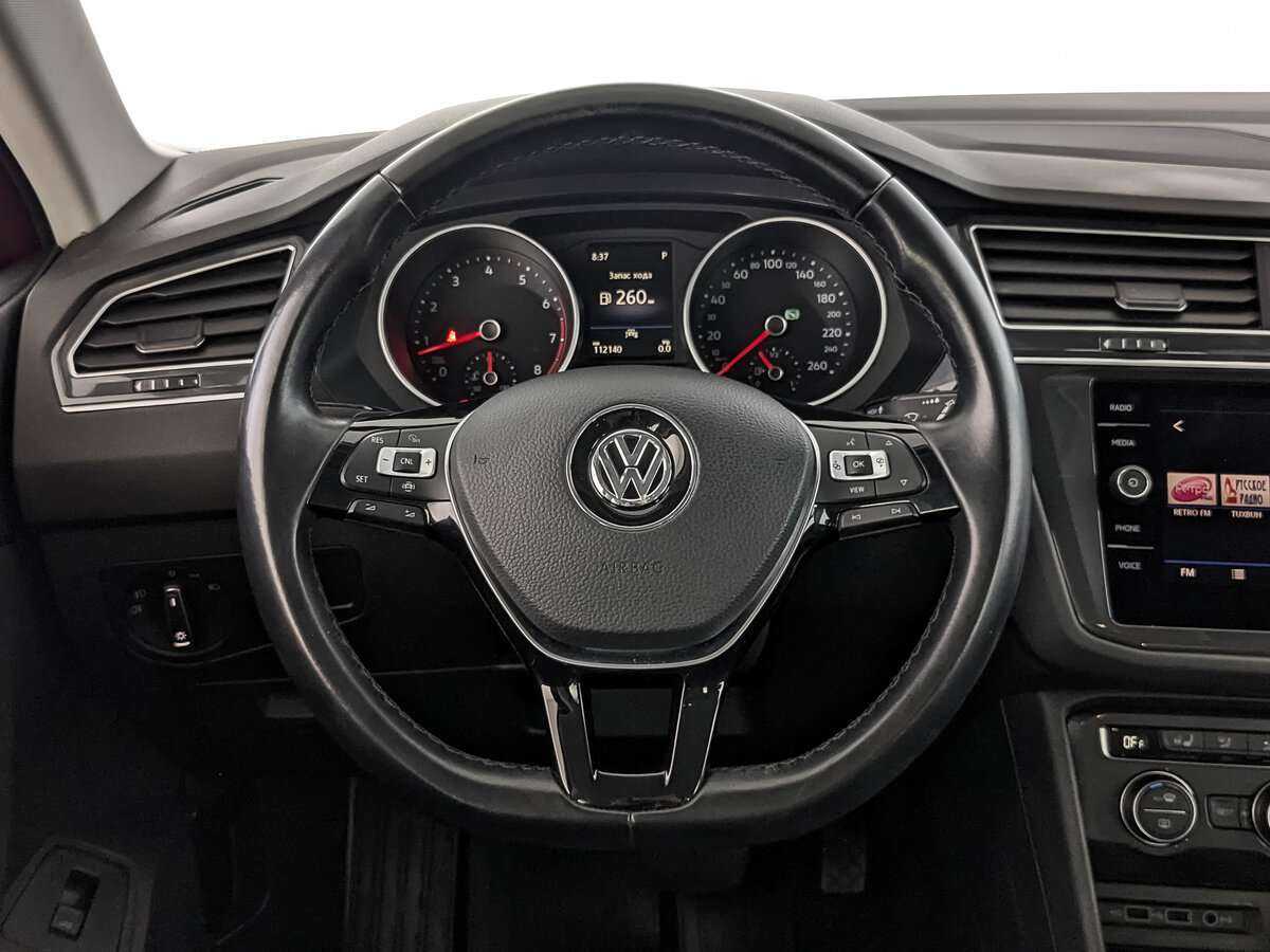 Купить Volkswagen Tiguan с пробегом. Фото: #17