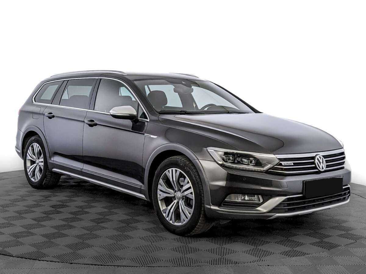 Купить Volkswagen Passat с пробегом. Фото: #2
