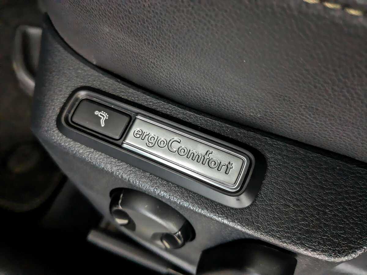 Купить Volkswagen Passat с пробегом. Фото: #21