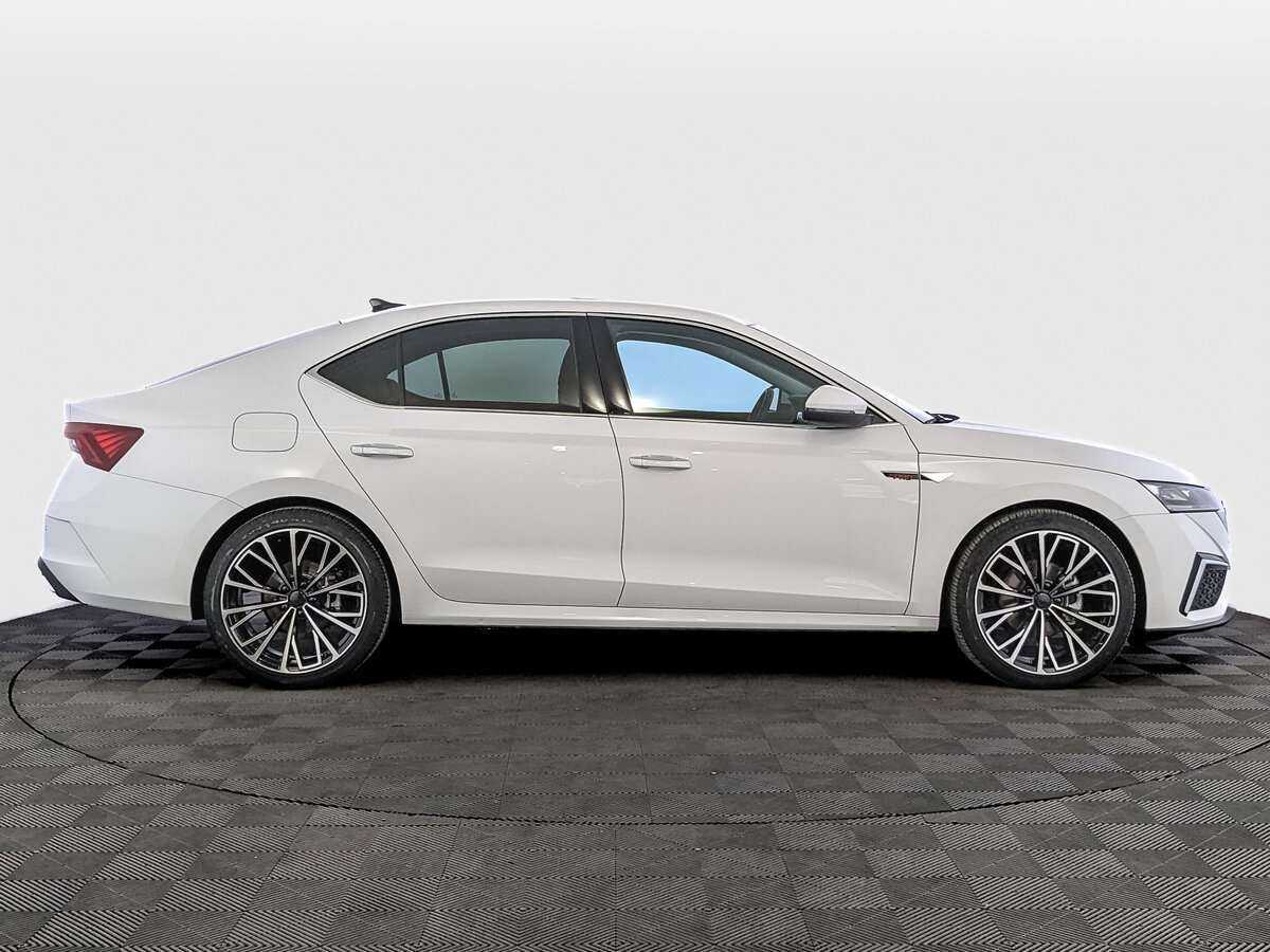 Купить Skoda Octavia с пробегом. Фото: #3