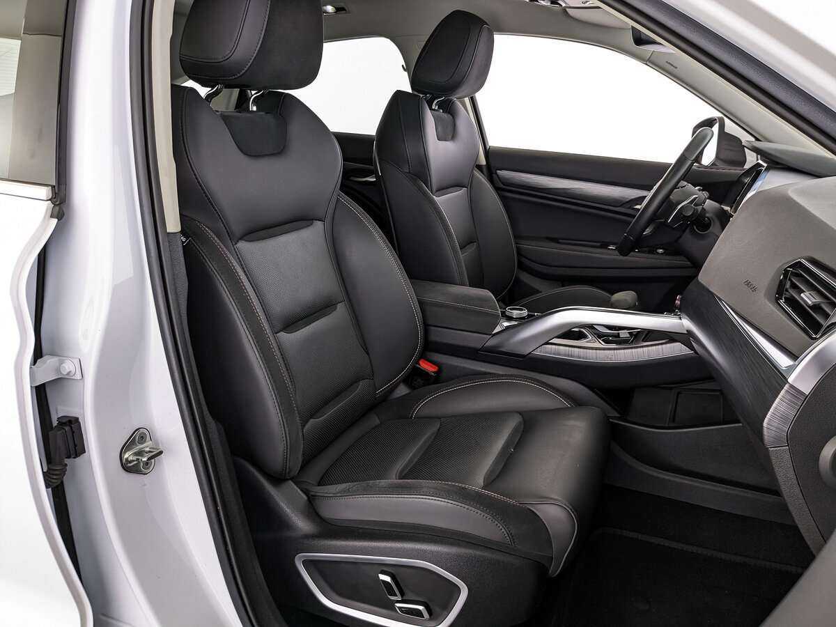 Купить Geely Tugella с пробегом. Фото: #17