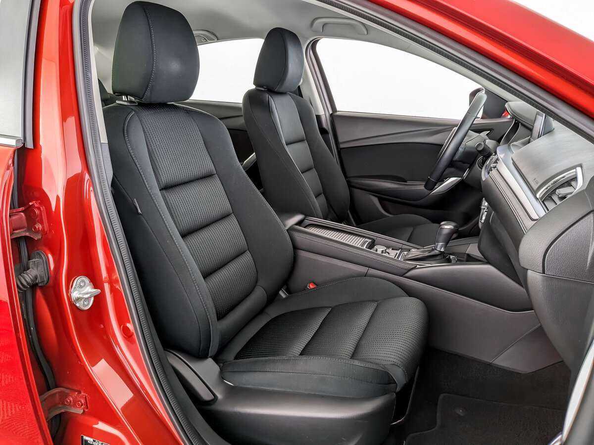 Купить Mazda 6 с пробегом. Фото: #22