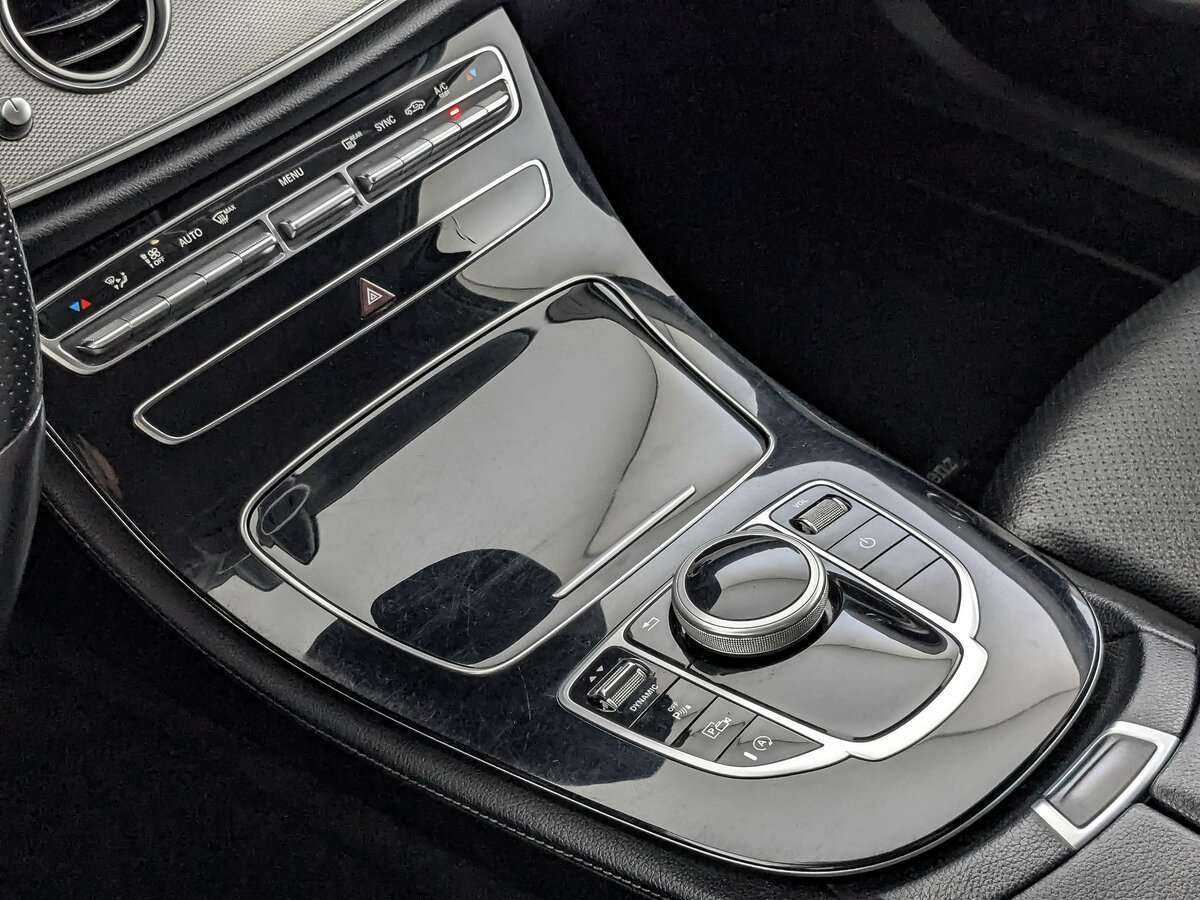 Купить Mercedes-Benz E-Класс с пробегом. Фото: #21