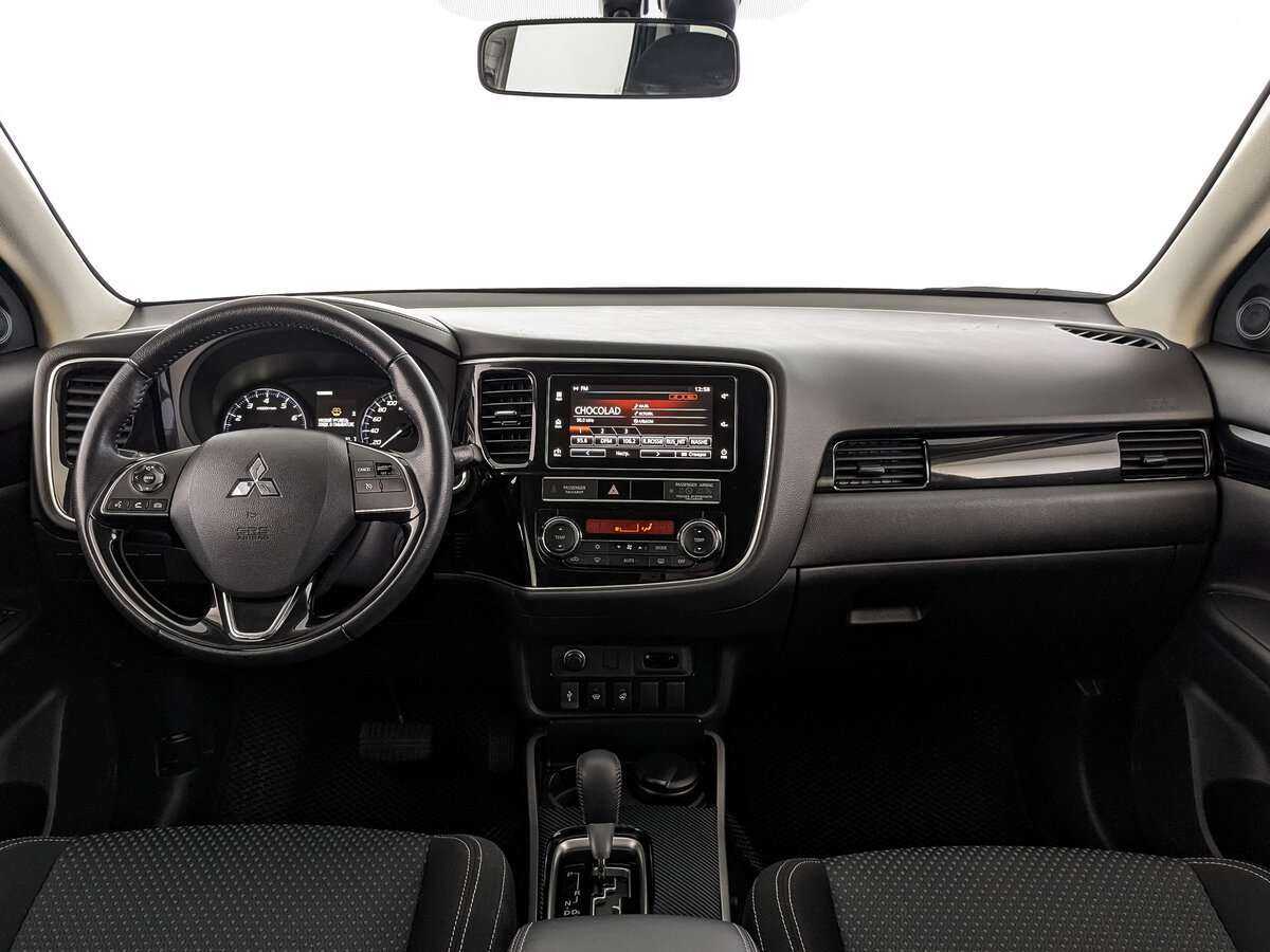 Купить Mitsubishi Outlander с пробегом. Фото: #12