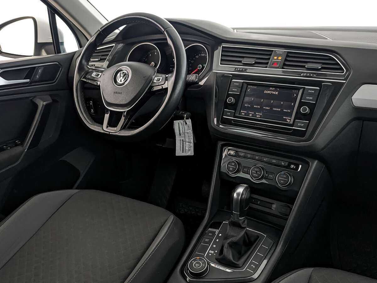 Купить Volkswagen Tiguan с пробегом. Фото: #22