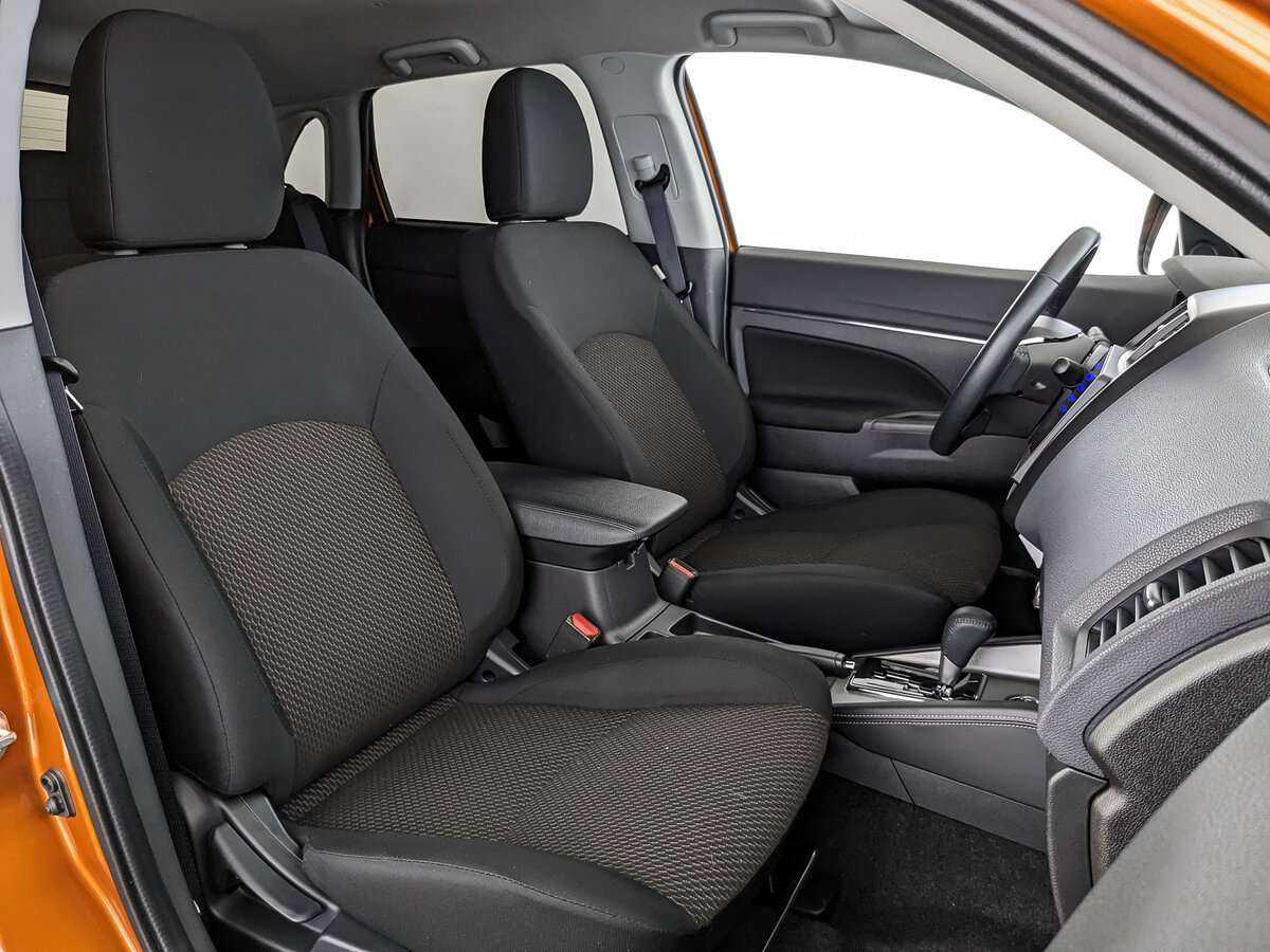 Купить Mitsubishi ASX с пробегом. Фото: #21