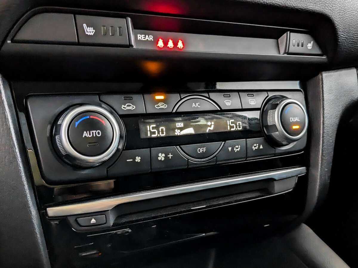 Купить Mazda 6 с пробегом. Фото: #19