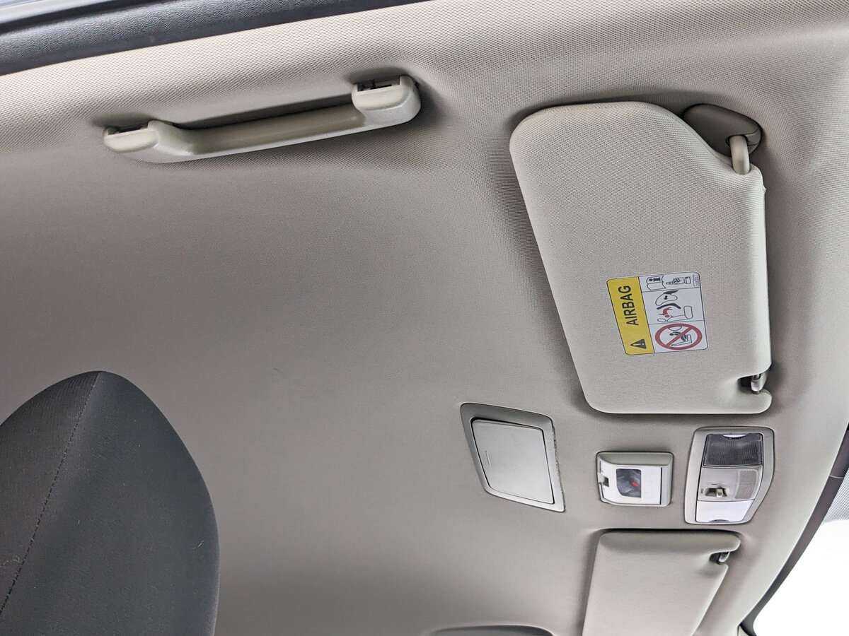 Купить Mitsubishi Outlander с пробегом. Фото: #17