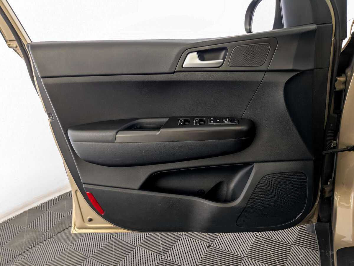 Купить Kia Sportage с пробегом. Фото: #14
