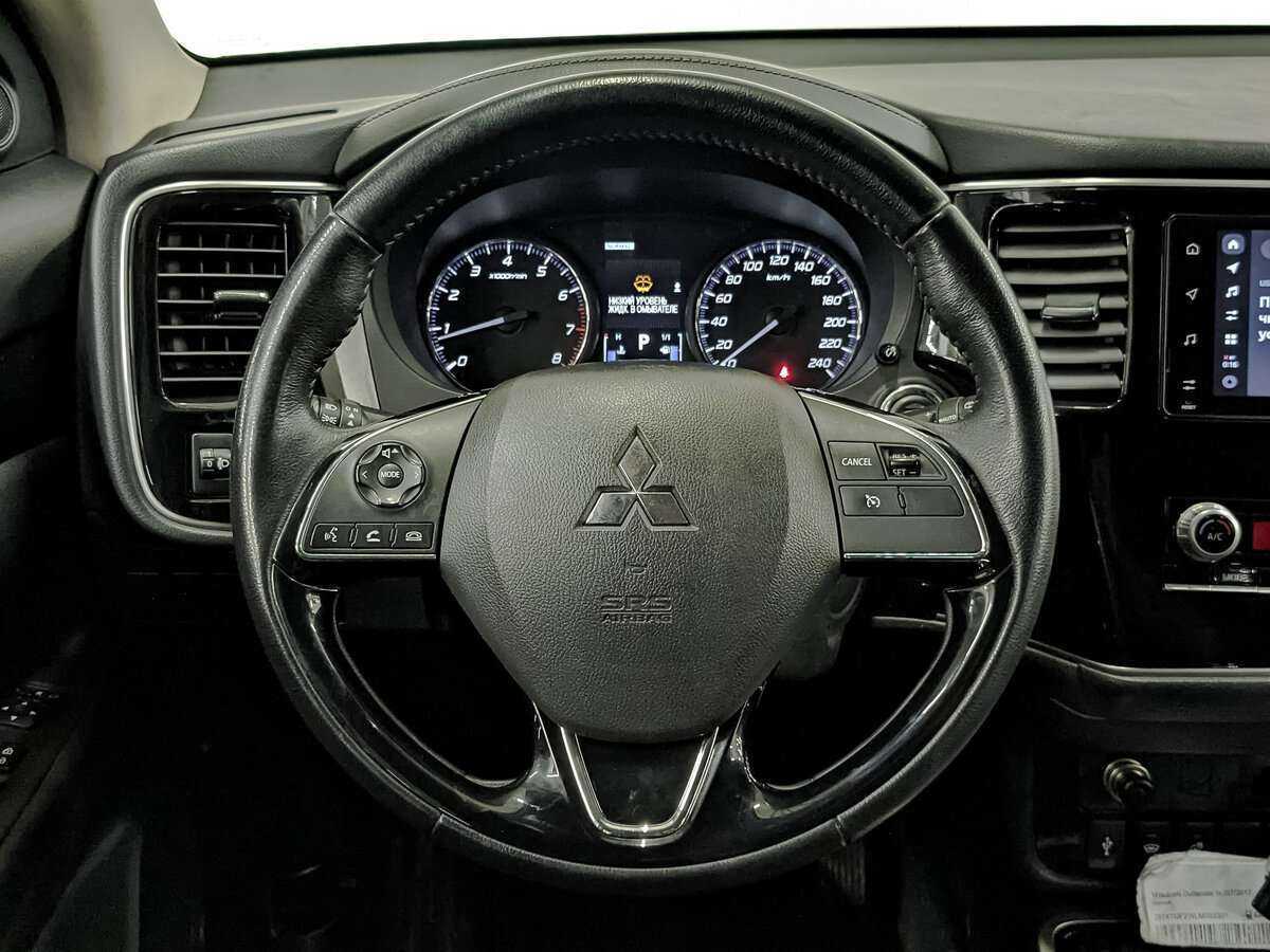 Купить Mitsubishi Outlander с пробегом. Фото: #17