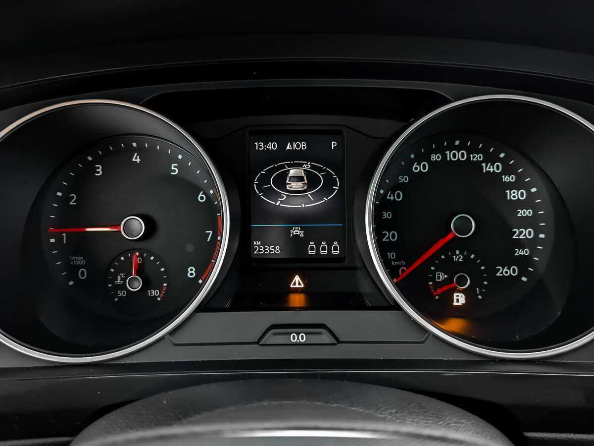 Купить Volkswagen Tiguan с пробегом. Фото: #15