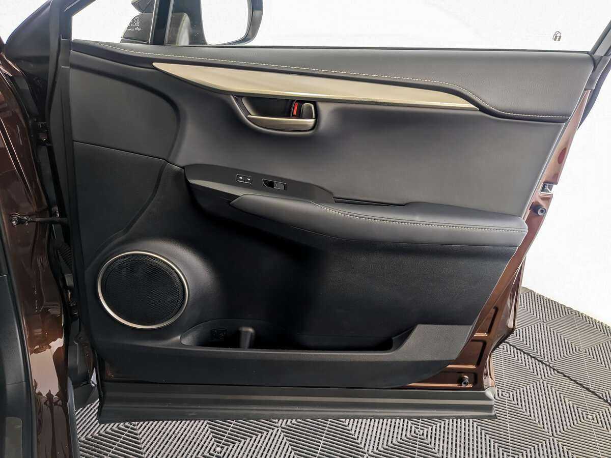 Купить Lexus NX с пробегом. Фото: #19