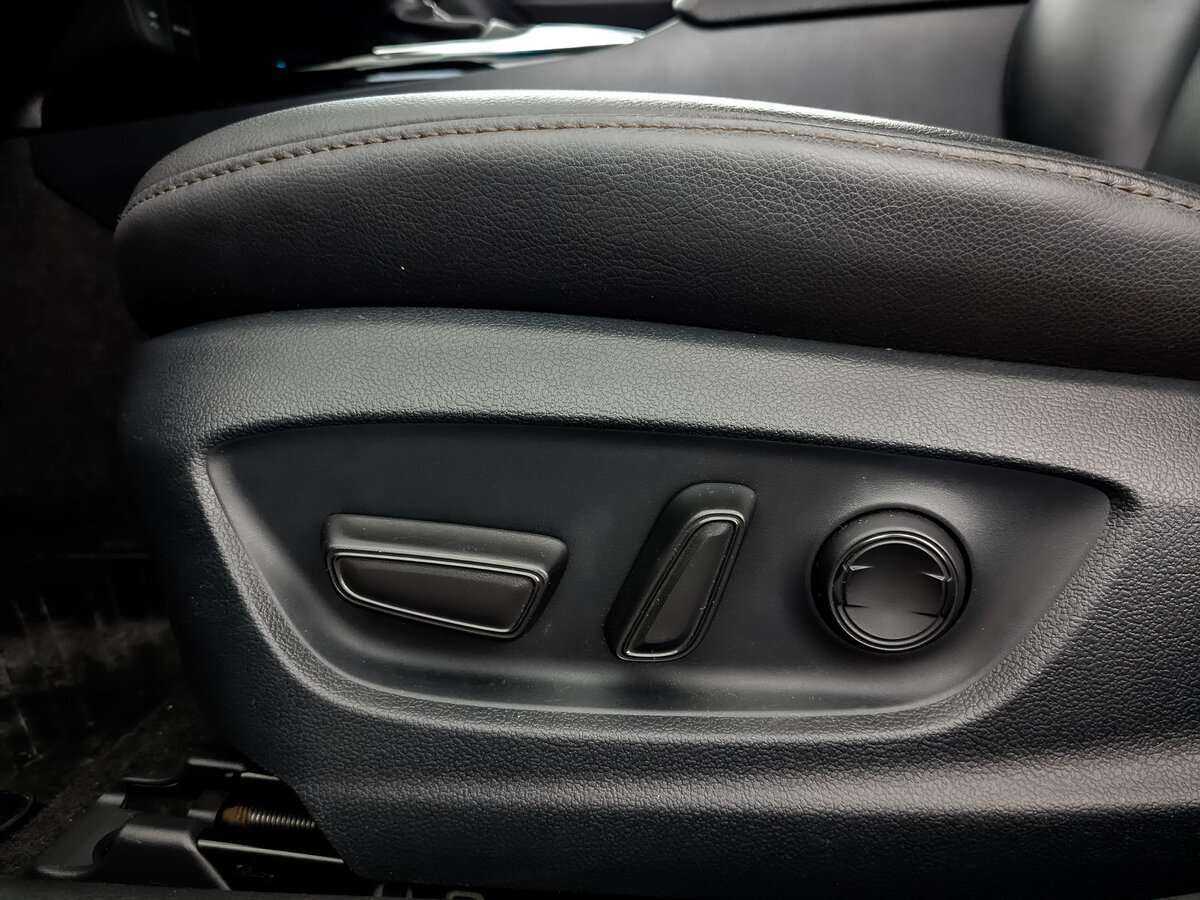 Купить Toyota Camry с пробегом. Фото: #18