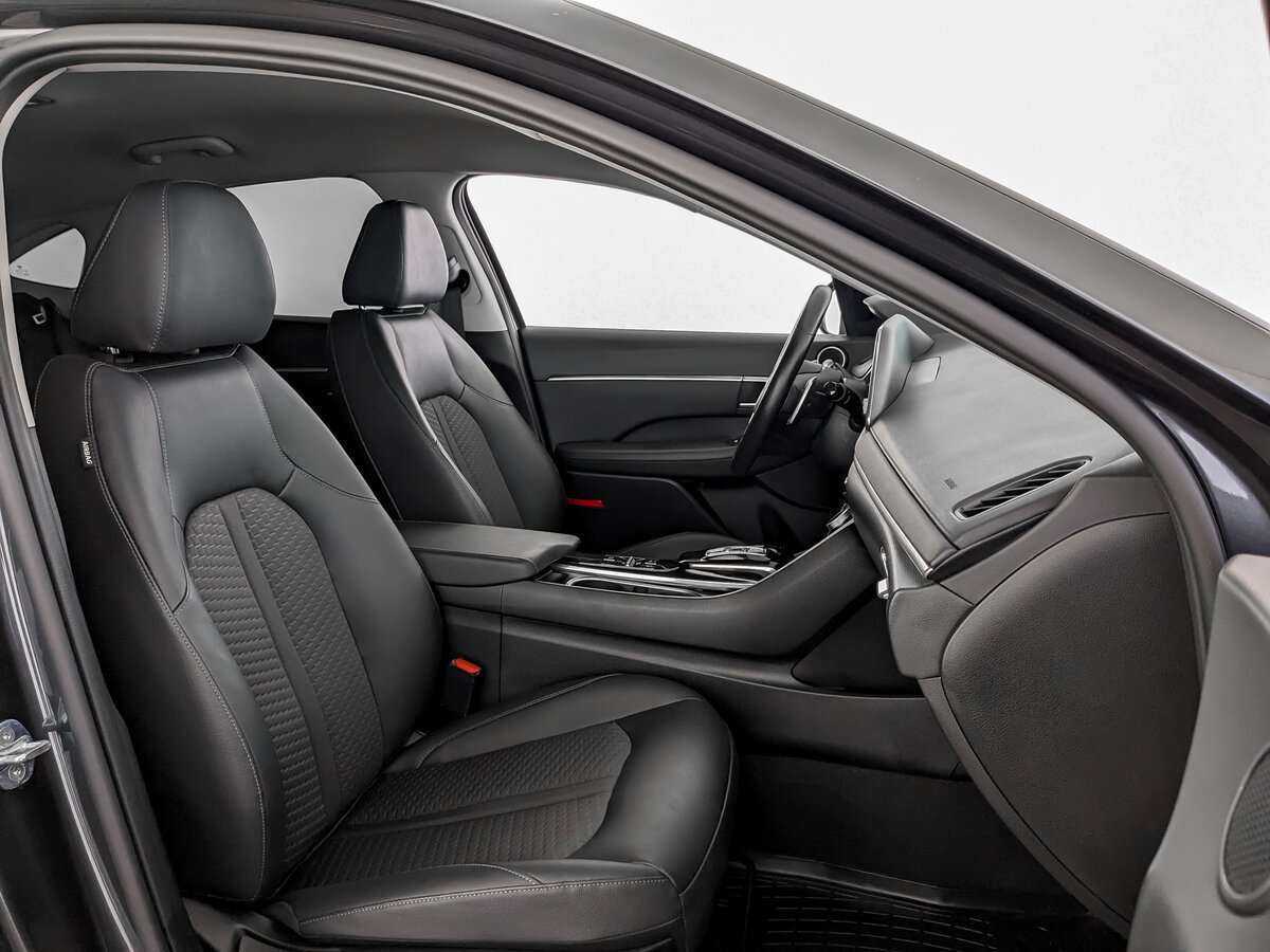 Купить Hyundai Sonata с пробегом. Фото: #18