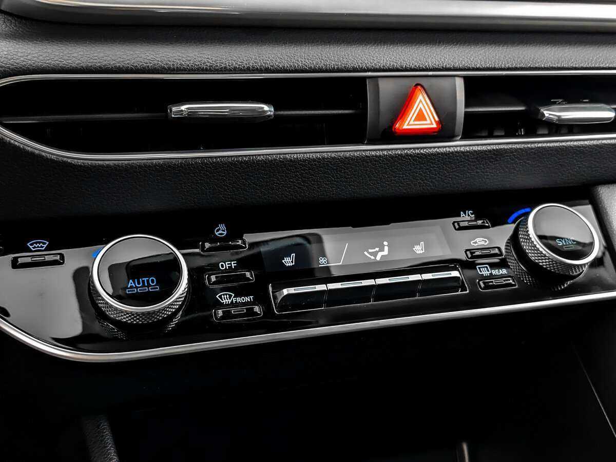 Купить Hyundai Sonata с пробегом. Фото: #20