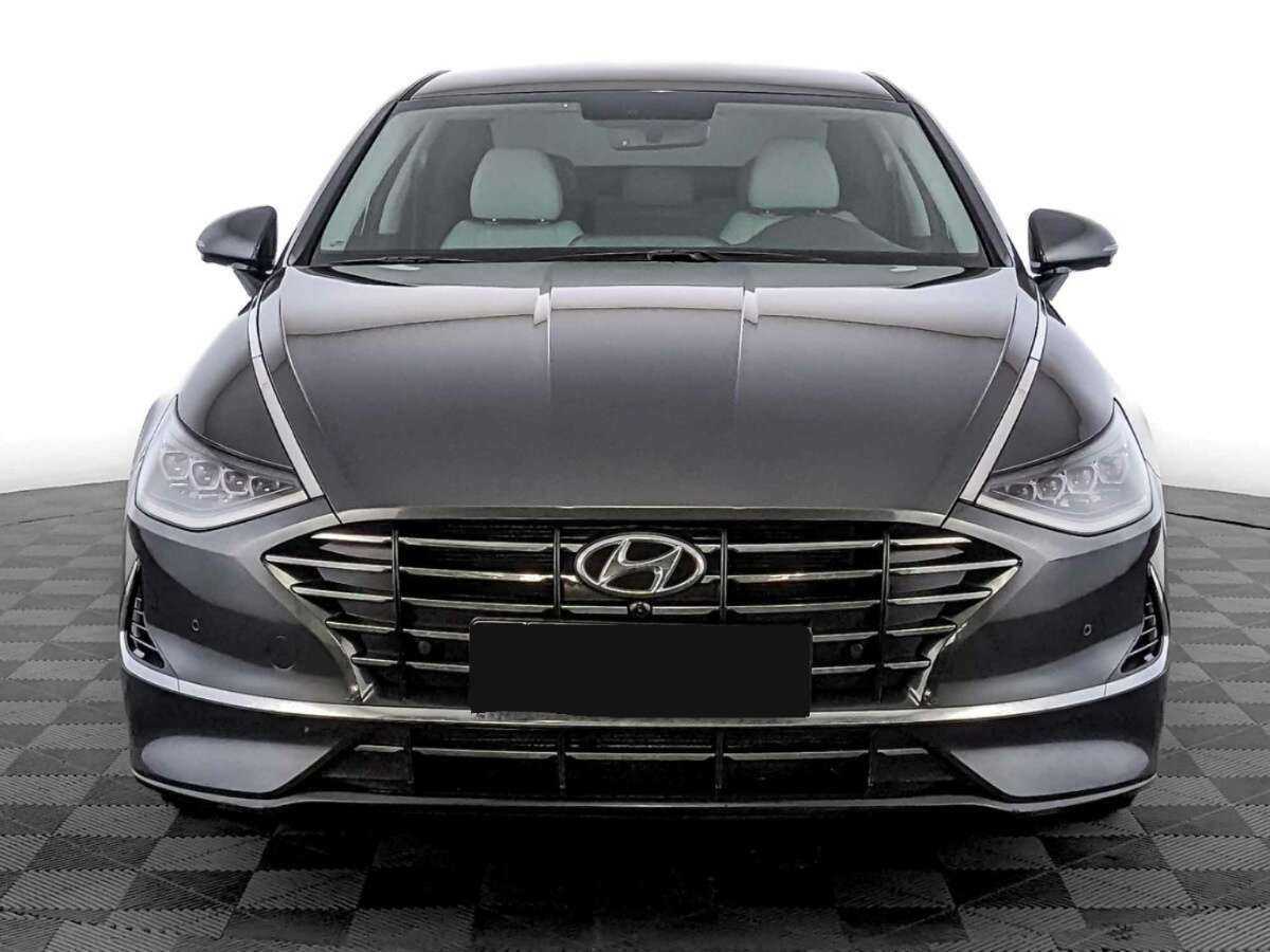 Купить Hyundai Sonata с пробегом. Фото: #1