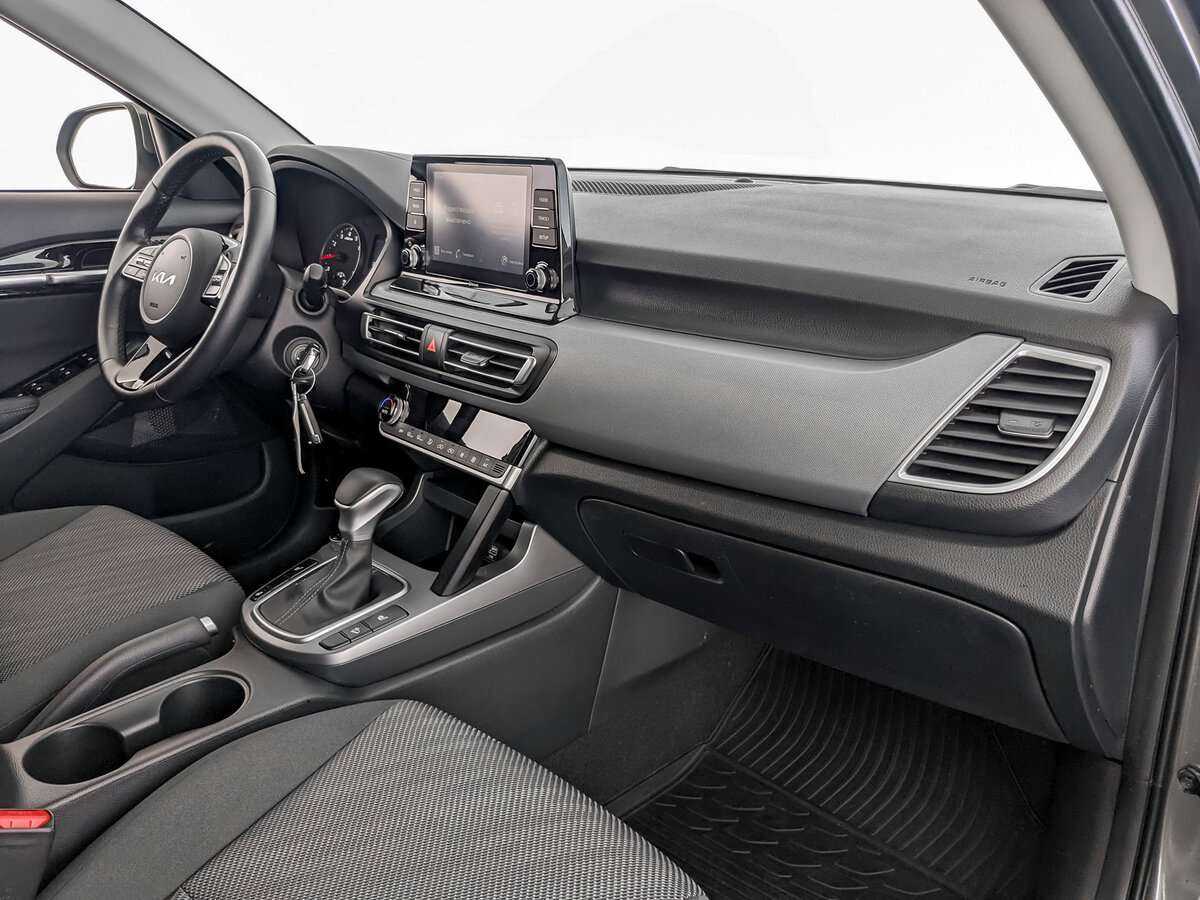 Купить Kia Seltos с пробегом. Фото: #10