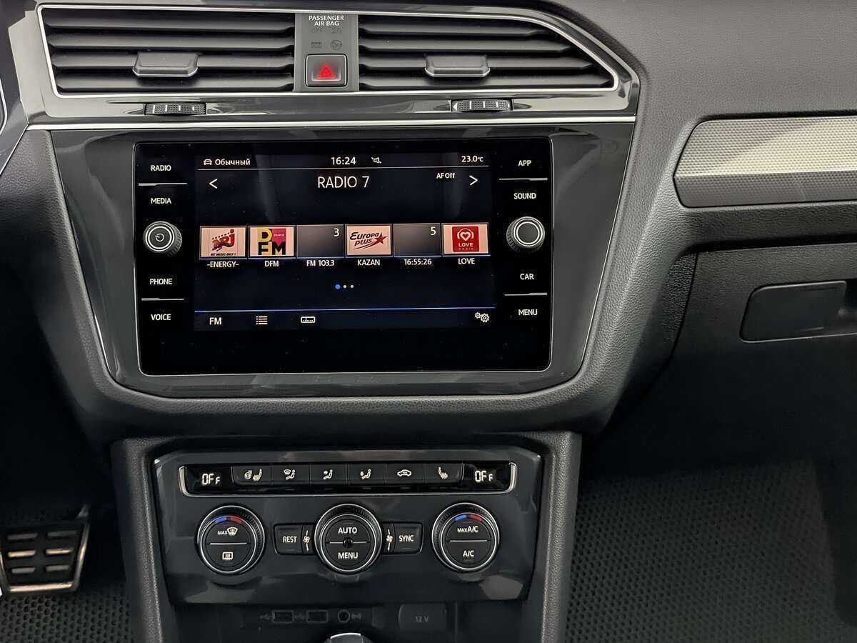 Купить Volkswagen Tiguan с пробегом. Фото: #16