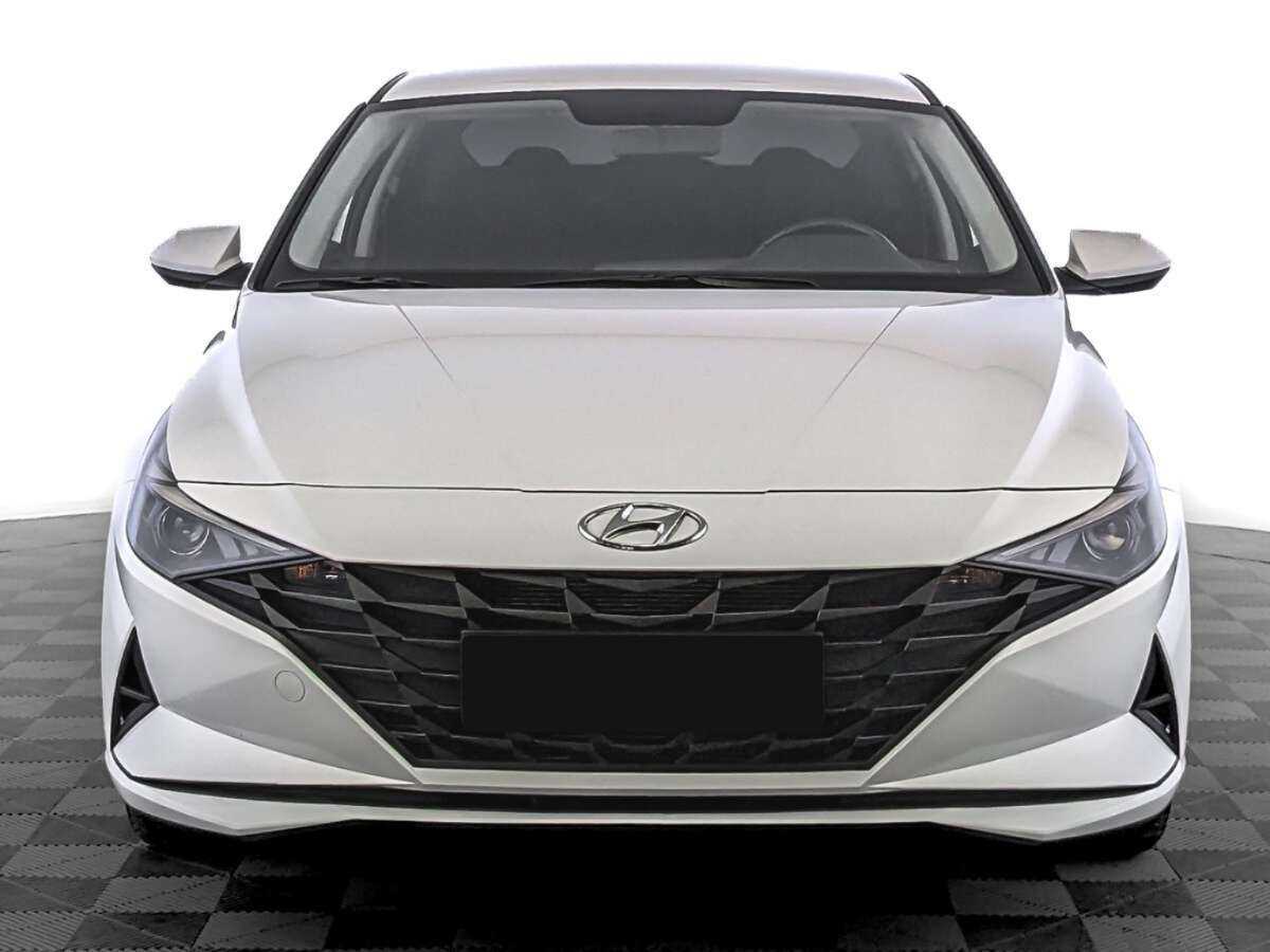 Купить Hyundai Elantra с пробегом. Фото: #1