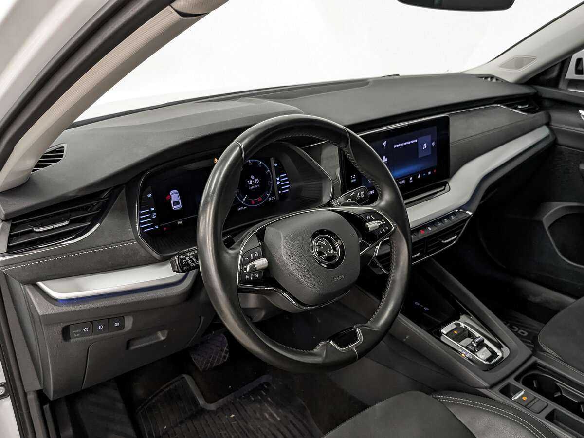 Купить Skoda Octavia с пробегом. Фото: #8